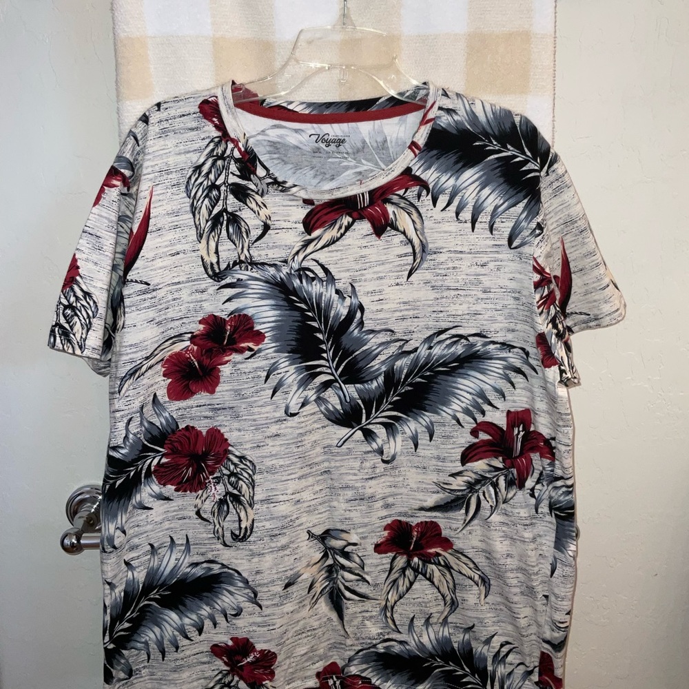 Craft + Flow Voyage Men’s Leaves & Floral T-Shirt, Short Sleeves EUC - Picture 5 of 11